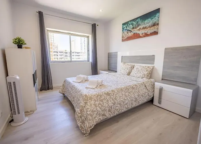 Daire Da Rocha Solucky Portimão