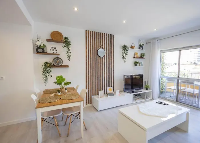 Da Rocha Solucky * Portimão